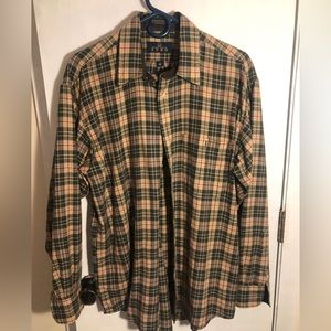 Enro Mens button down one pocket flannel shirt size m
